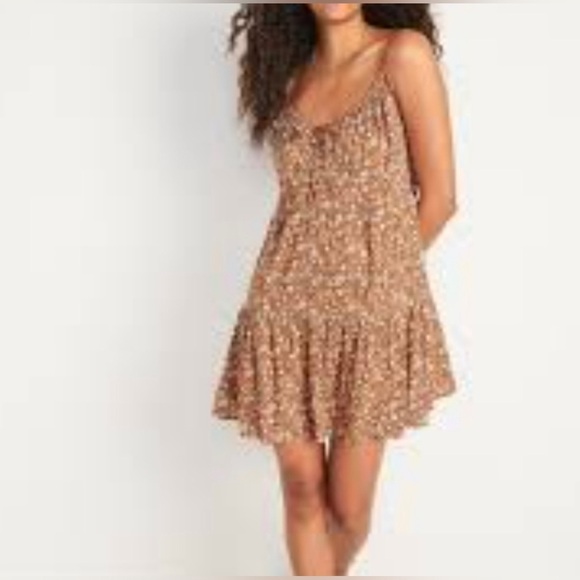 $14 ADD ON Old Navy women's brown floral print tiered dress size (M) neutral - Picture 2 of 5